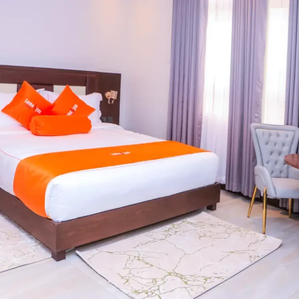 Bed runner Set with Hotel Logo