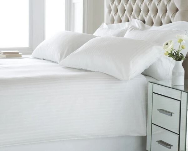 Hotel Duvet Cover Stripe White, 210TC Cotton